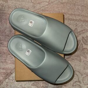 Yeezy Slides Salt | Size 14 | Brand New